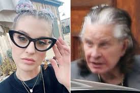 John michael ozzy osbourne (born 3 december 1948) is an english vocalist, songwriter, and television personality informally referred to as the godfather of heavy metal. he rose. Kelly Osbourne Latest News Views Gossip Pictures Video Mirror Online