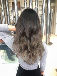 Many asian women complain that when they try to dye their hair light brown or dark blonde, it barely lightens. Ash Bronde Balayage Ombre Bronde Balayage Balayage Asian Hair Asian Hair