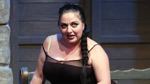 Σοφια μουτιδου νυφη / prwth fora h sofia moytidoy milaei gia ton 8anato toy syzygoy ths marymary gr : Sofia Moytidoy Apoxwrhse Apo To Mpampa Mhn 3anape8aneis Paraskeyh Zinapost Gr