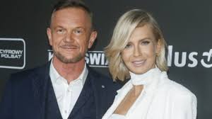 How can i contact edyta pazura's management team or agent details, and how do i get in touch directly? Edyta Pazura Odpoczywa W Raju Pokazala Sie Bez Makijazu Pryszcze I Zmarszczki Magazyn Rmf Fm