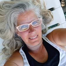 Pretty top by Vanessa Virginia It effortlessly combines bohemian-inspired  style with a contemporary fashion sense. Featuring the captivating Mahdia  ikat print, this blouse adds a hint of exotic allure with its intricate