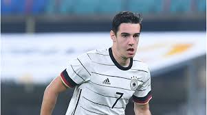 Pronunciation of florian neuhaus with 1 audio pronunciation and more for florian neuhaus. Gladbach Neuhaus Exit Clause Just Below Xhaka Fee Bayern Munich Real Madrid Co Interested Transfermarkt