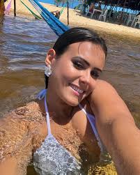 Débora (@deborajacob__) • Instagram photos and videos