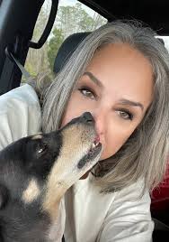 Item # 113 Description: The Low Down