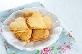 Birds Custard Powder Recipes Custard Cream Hearts Eat Little Bird Recipe Custard Powder Recipes Gluten Free Cake Recipe Baking Recipes