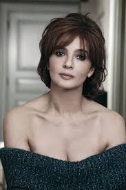 Laura Morante - Free pics, galleries & more at Babepedia