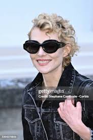 988 Renata Paris Photos & High Res Pictures