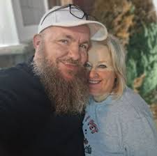 Kadai chicken with garlic naan review