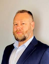 Steven Maske's Instagram, Twitter & Facebook