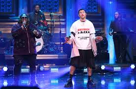 Bad bunny surprised new yorkers who caught the artist performing a livestreamed concert from a flatbed truck driving throughout new york city. Bad Bunny Pays Tribute To Murdered Trans Woman Billboard