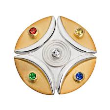 Ich bin lady gaia, es wurde zeit, dass diese stille einkehrt. Gaia Mutter Erde Anhanger Teilvergoldet Mit Steinen Robert Betz Shop