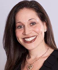 Julie Locke's Instagram, Twitter & Facebook