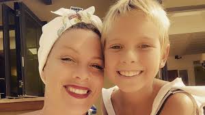 Sua primeira e melhor fonte sobre a atriz miranda mckeon no brasil sugestões e parcerias via dm. Erster Gemeinsamer Song Pink Und Willow Feiern Chart Erfolg Promiflash De