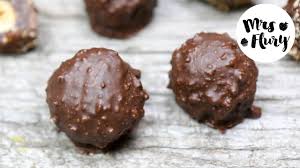 Ihr liebt die süßen leckereien von ferrero auch so sehr? Gesunde Ferrero Rocher Kugeln Vegan Youtube