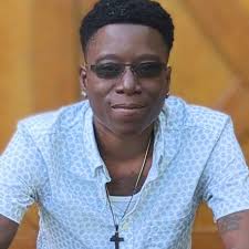 Ebony Cross's Instagram, Twitter & Facebook