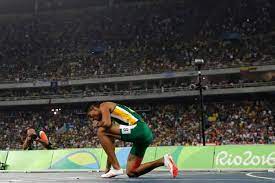 #quietstorm #trackandfieldthe 400 meter world record holder wayde van niekerk makes a bold prediction for his track and field future.if you thought 43.03 was. Rio 2016 Brilliant Wayde Van Niekerk Smashes Michael Johnson S 400m World Record Rio Olympics 2016 Australian Broadcasting Corporation