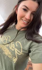 Can I get hello 😓😘