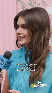 Mother™️ knows best #kaiagerber #cindycrawford #motherdaughter #palmroyale  #supermodel #loveyourself
