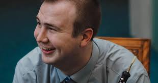 From rural Minnesota to Nashville, Luke Simonson finds his path in music