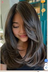 Who can do a specific hair cut with layers in Dallas?