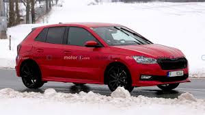 How big are the wheels on the new skoda fabia? Skoda Fabia 2021 Neuauflage Kaum Noch Getarnt Erwischt