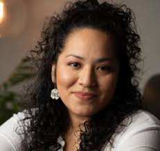 En Contacto 2023 1st Edition by Hispanic Chamber of Commerce Metro St.  Louis