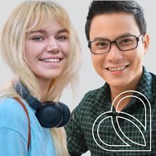 Nadja 17 år och Kim 35 år studerar till barnledare på utbildningsavtal och  läroavtal