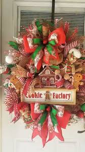 Gingerbread Wreath Cookie Factory Video Christmas Wreaths Christmas Mesh Wreaths Handmade Christmas Decorations