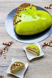 Entremet Mousse De Pistache Insert Framboise Et Biscuit Dacquoise Les Delices De Marina Pistache Recettes De Cuisine Dacquoise