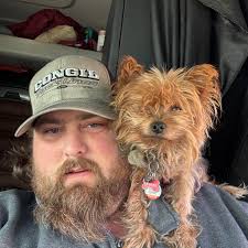 This weekend, we were visiting my mom, who lives between Listowel and  Atwood, when my son was taking a bath. Unfortunately, the faucet handle was  stripped when he went to turn it