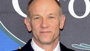 Full story: Grove City's Pearson to put aside law badge