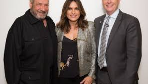 From the creator of the longest running drama series on television, law & order, comes a powerful series chronicling the life and crimes of the special victims unit of nypd. Review Law Order Special Victims Unit Season 19 Episode 13 The Undiscovered Country Fanversation