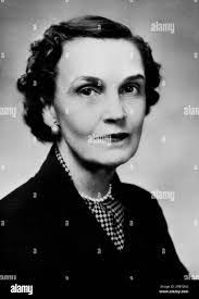 Margaret Thayer's Instagram, Twitter & Facebook