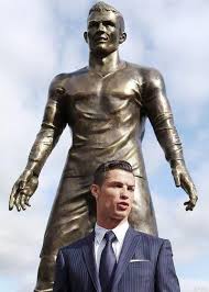 So it's little surprise many of the most beautiful women in the world have made the. See All Hd Photos Cristiano Ronaldo Unveiled A Statue Of Himself In His Home Town Madeira See Here Www Realmadr Cristiano Ronaldo Ronaldo Ronaldo Statue