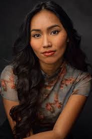 Lisa Glaze's Instagram, Twitter & Facebook