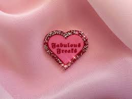 Aesthetic Pink Heart Shaped Pin Badge Red Aesthetic Pink Heart Pink Aesthetic