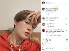 ทอยทอย นักแสดงซีรีส์ช่องดัง ทะเลาะแฟนสาว ยื้อแย่งมีดแทงอกฝ่ายหญิงพรุนดับคาบ้านพัก ย่านบางชัน เบื้องต้นตำรวจยังไม่ปักใจเชื่อ ตรวจสอบเฟซ. Lllhwjpmdmeaim