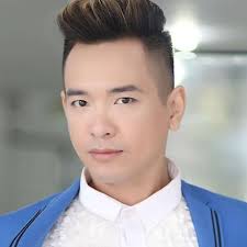 Vào cuối năm 2018, việt quang gần như không còn xuất hiện trên các sân khấu âm nhạc. Viá»‡t Quang Nhac Viá»‡t Quang