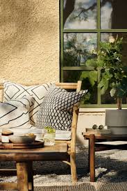 Summertime And The Living Is Easy Dear Designer In 2020 Cushion Cover Cushion Pattern H M Home