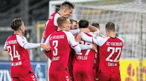 Ein kämpfer, der dazwischen ging, wenn es nötig war, aber auch immer wieder technisches können aufblitzen ließ. Duell Mit Erheblicher Brisanz Fur Sc Freiburg Und Schalke 04 Baden Online Nachrichten Der Ortenau Offenburger Tageblatt