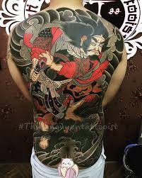 Dàomù bǐjì) là một bộ tiểu thuyết về các cuộc phiêu lưu trộm mộ của ngô tà, một chàng trai trẻ có xuất thân từ gia đình có truyền thống trộm mộ lâu đời. Yakuza Tattoo Hinh XÄƒm Nháº­t Cá»• Kin LÆ°ng Novocom Top