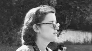 For the First of 9 Children, a Quest to Understand Mother