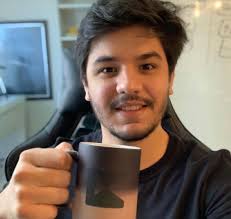 Raul Sena, a cara por trás do 'Investidor Sardinha', um dos canais de  maiores sucesso no YouTube