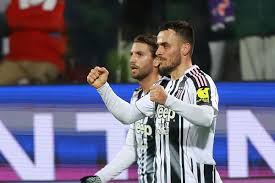 Fiorentina comeback to keep Juventus winless in three games