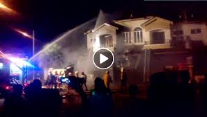 Berkunjung ke rumah dato seri vida | fashion and beauty (28/09/19) part 3 mp3 duration 8 melawat rumah mewah datuk rizalman, dekorasi penuh elegan gaya eropah! Rumah Dato Seri Vida Terbakar 2 Orang Anaknya Dan Seorang Pekerja Terkorban