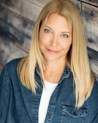 Hi! I'm new to this group. I recently joined because I'm left handed and I  once had a T shirt that said left handers are the only ones in their right  minds |