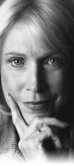 Pope urges more than a million youth to discover power of faith