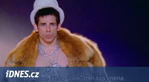 Po tom, čo ho v roku 2007 objavil manažér prostredníctvom videí na youtube, podpísal zmluvu s vydavateľstvom rbmg records a vydal svoje debutové ep s názvom my world (2009). Video Zoolander 2 Patra Kdo Zabiji Nejkrasnejsi Lidi Sveta Idnes Cz