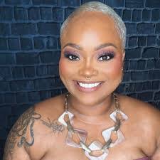 Daniella Edwards's Instagram, Twitter & Facebook