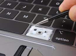 Apple's Butterfly Keyboard Continues To Plague Macbook Owners | Ifixit News